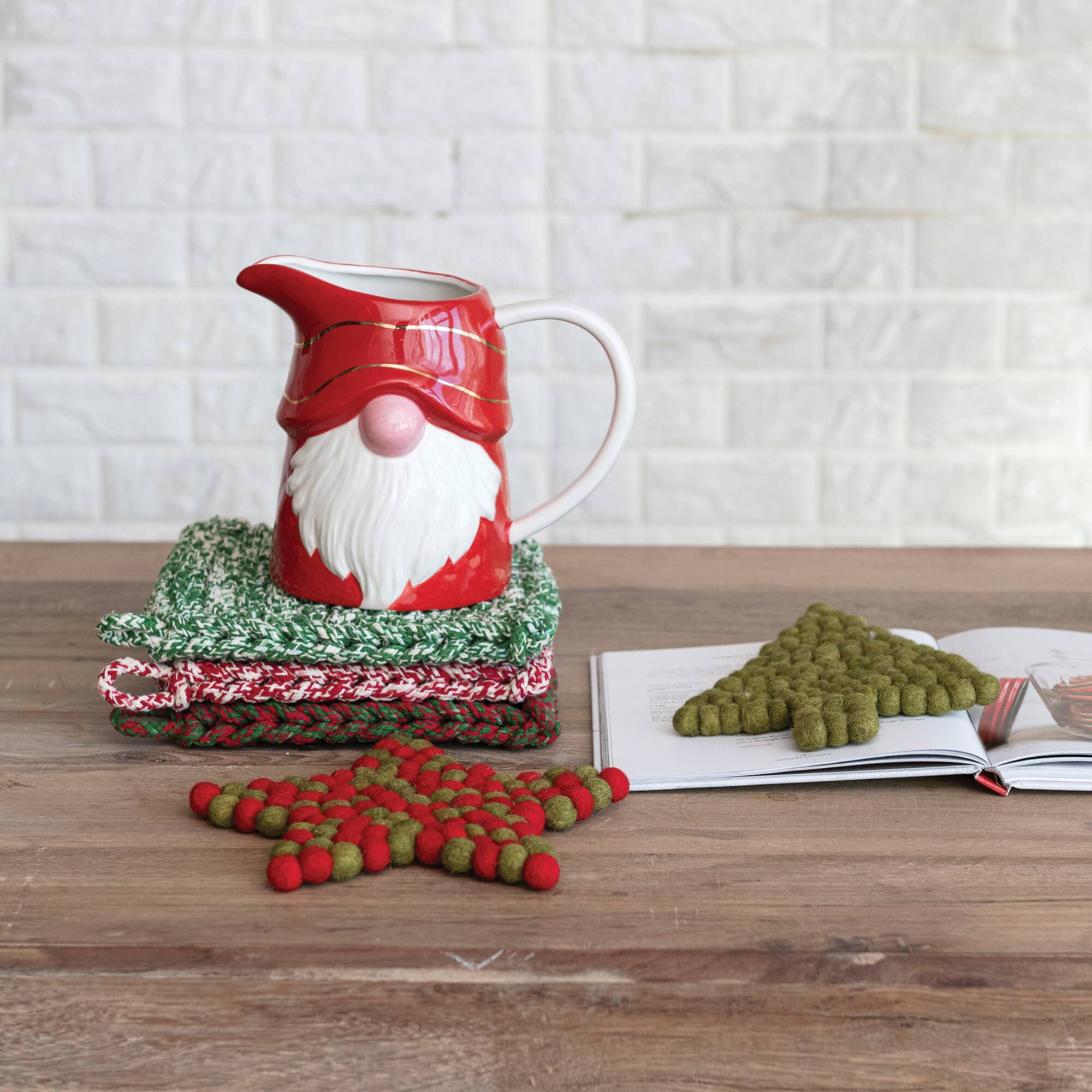 Hello Honey® 7.5" Red & Green Handmade Wool Felt Ball Star Trivet
